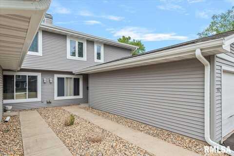 110 BROOKSIDE Place, Springfield, IL 62704