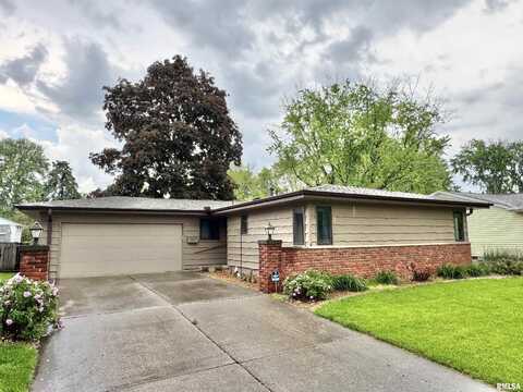 2217 Keokuk Drive, Springfield, IL 62702