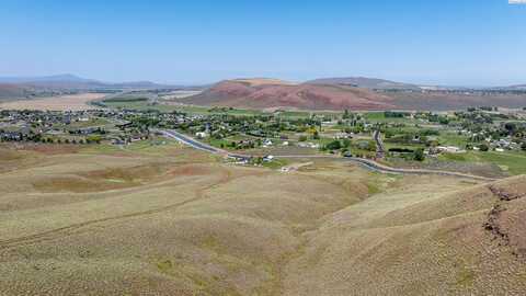 82385 Country Heights Dr, Kennewick, WA 99338