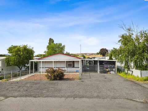 726 Main street, Soap Lake, WA 98851