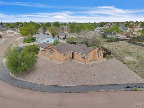 780 SE Jasper Dr, Pueblo West, CO 81007
