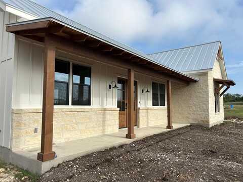 3068 Ranch Rd 783, Harper, TX 78631