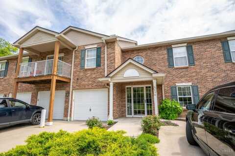 5696 Bridgetown Rd, Green, OH 45248