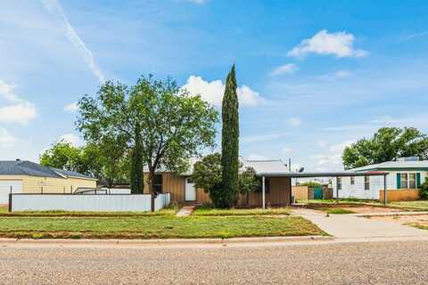 904 E Hester Street, Brownfield, TX 79316