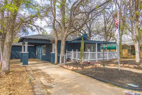 10Th, BROWNWOOD, TX 76801