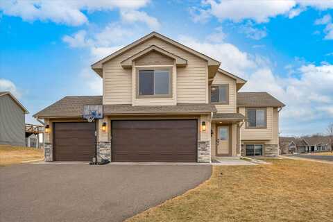 Marvin, LINDSTROM, MN 55045