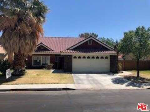 964 Roosevelt St, Ridgecrest, CA 93555