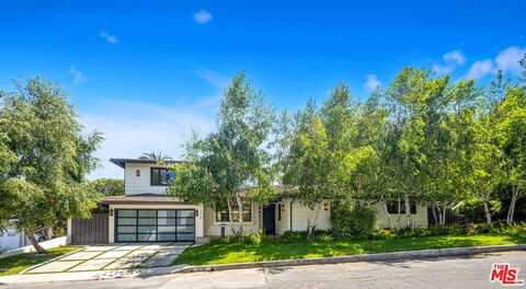 12120 Travis St, Los Angeles, CA 90049