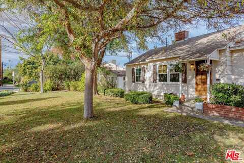 11557 Cumpston St, North Hollywood, CA 91601