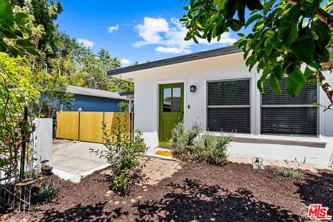 8319 Hillrose St, Sunland, CA 91040