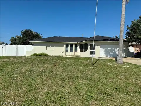 15Th, CAPE CORAL, FL 33990