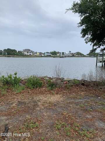 195 Beulah Lane, Newport, NC 28570
