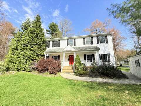 103 Willow Place, Tobyhanna, PA 18466