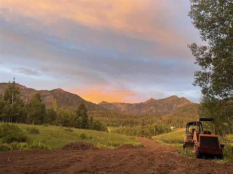 255 Wapiti Place, Creede, CO 81130