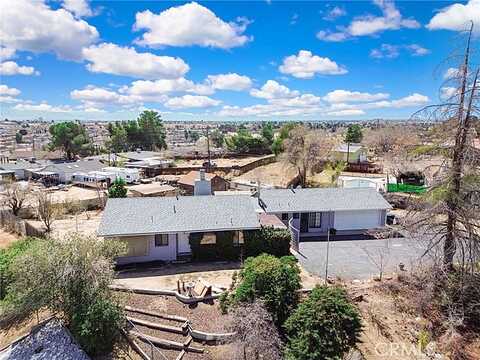 Villa, VICTORVILLE, CA 92395