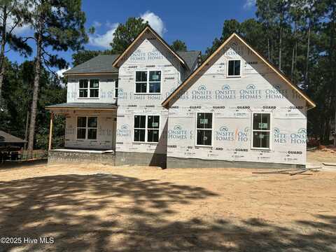 112 Callis Circle, West End, NC 27376