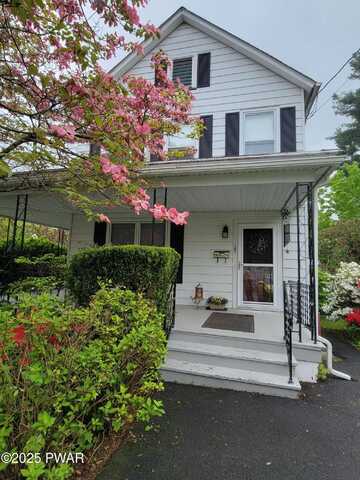 107 Avenue I, Matamoras, PA 18336
