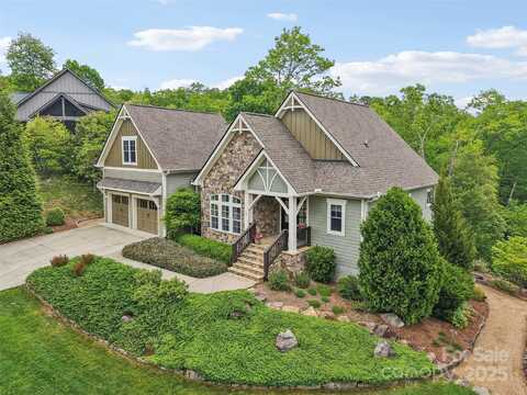 47 Yellowwood Lane, Horse Shoe, NC 28742