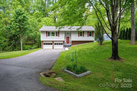 15 Heather Lane, Fairview, NC 28730