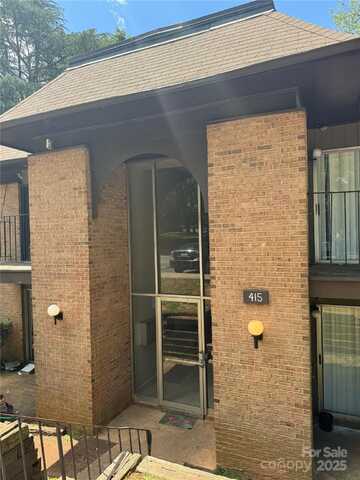 415 Orchard Trace Lane, Charlotte, NC 28213