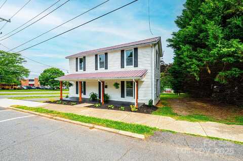 210 W 15th Street, Newton, NC 28658