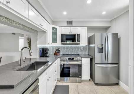 4600 W McNab Rd, Pompano Beach, FL 33069