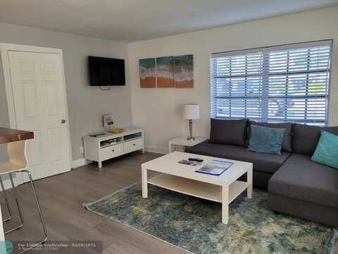 3226 NE 12th St, Pompano Beach, FL 33062