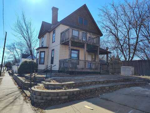 Hamline, SAINT PAUL, MN 55104