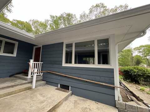 56 McGuire Road, Trumbull, CT 06611