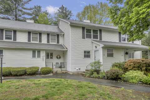 54 Oldefield Farms, Enfield, CT 06082