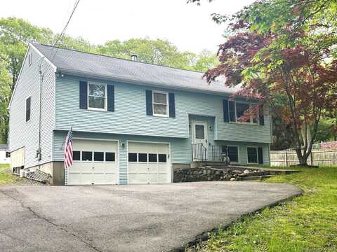 37 Crofut Road, Naugatuck, CT 06770