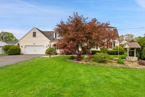 154 Rock Road, North Haven, CT 06473