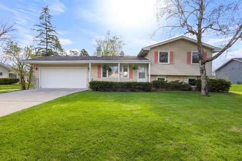 510 HAWTHORNE Drive, OMRO, WI 54963
