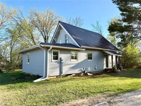 208 N 7th St, Cameron, WI 54822