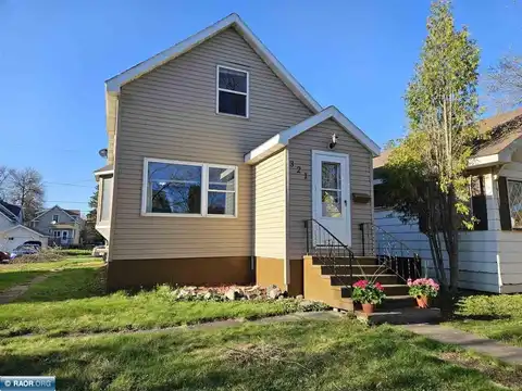 321 11th St. S., Virginia, MN 55792
