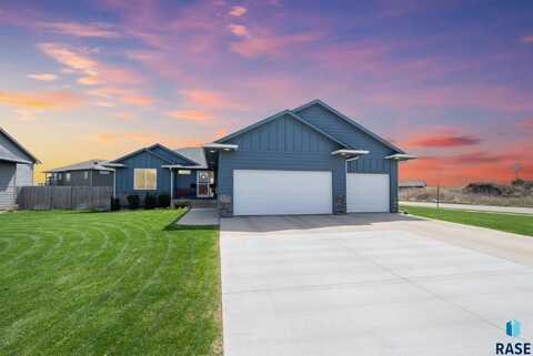 4205 W 77th St, Sioux Falls, SD 57108