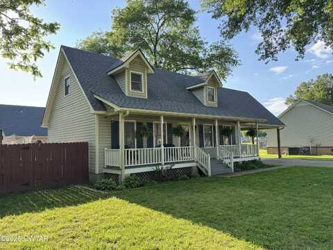 137 Pecan Cove, Dyersburg, TN 38024
