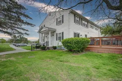 19824 IRONGATE, Northville, MI 48167