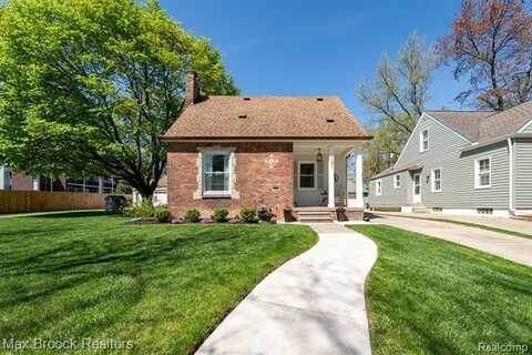 121 N BLAIR Avenue, Royal Oak, MI 48067