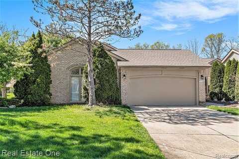 17728 E KIRKWOOD Drive, Clinton Township, MI 48038