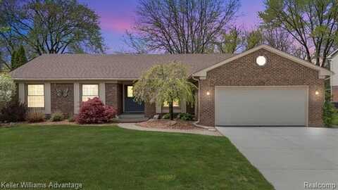 19617 GARY Lane, Livonia, MI 48152