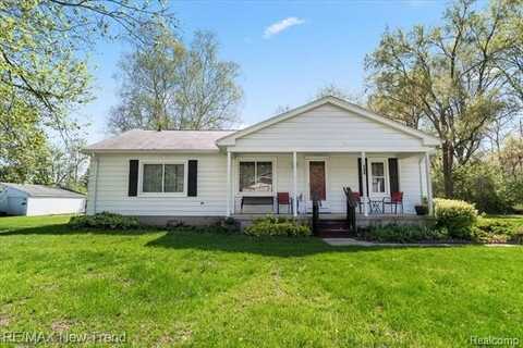 910 TYRONE Avenue, Waterford, MI 48328