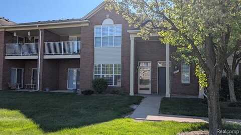 1865 FLAGSTONE Circle, Rochester, MI 48307
