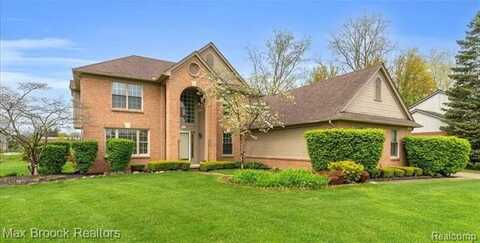 1021 OAK TREE Lane, Bloomfield Hills, MI 48304