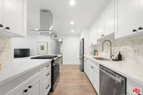 Prospect, HERMOSA BEACH, CA 90254