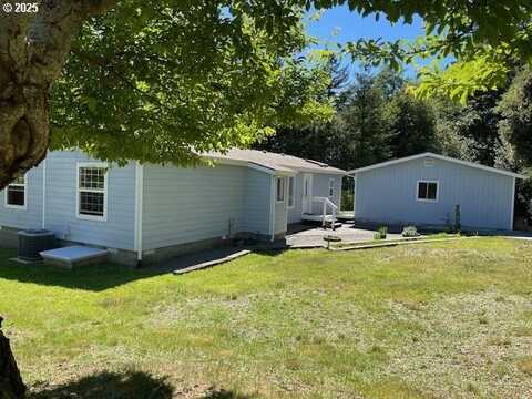 98427 VAN PELT DR, Brookings, OR 97415