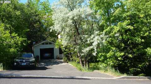 1717 MOUNT HOOD ST, The Dalles, OR 97058