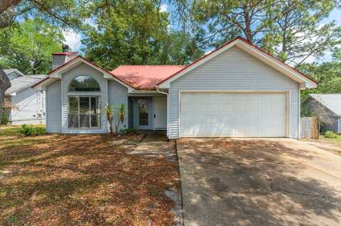 109 E Pinoak Court, Crestview, FL 32539