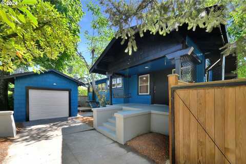 894 W 11TH AVE, Eugene, OR 97402
