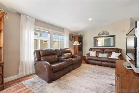 13327 Casa Vista St, Poway, CA 92064